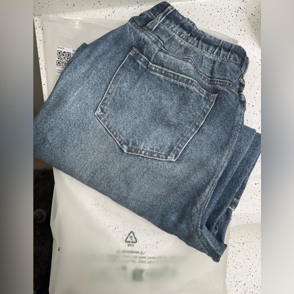 NWT Halara Mid Rise Denim Print French Terry Casual Sweatpants Jeans, XS - Picture 3 of 6